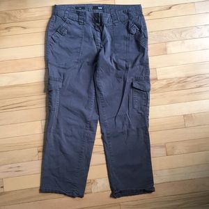 Women’s Crop Pants.  Size 10